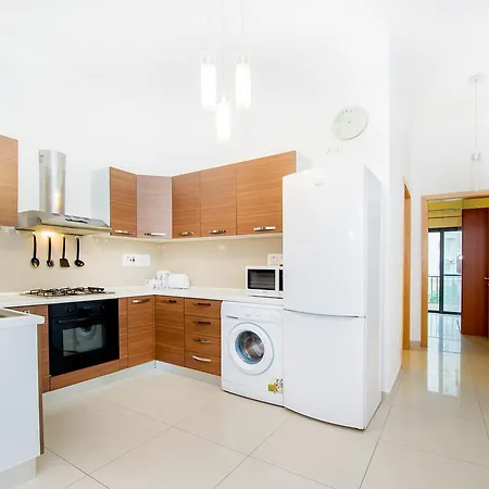 Appartamento Lovely 2 Bedroom Flat, Theoria Travel Sliema